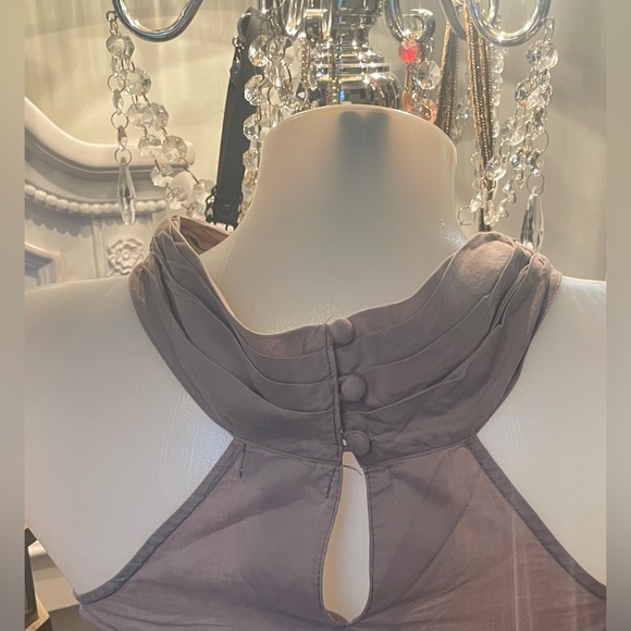 Plains & Prints Ladies Multi-Pleated Top - Picture 5 of 6